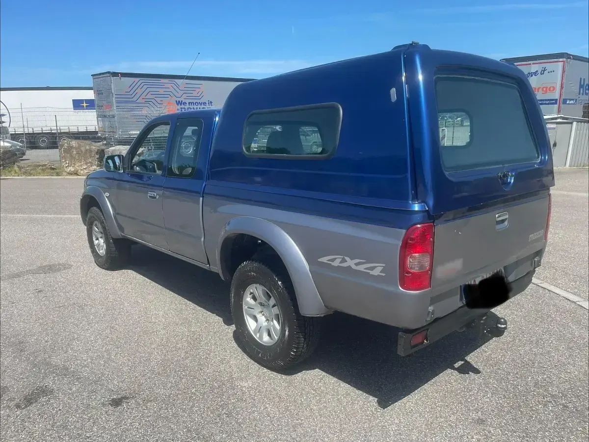 Gebraucht Mazda B Series 109 PS (80 kW) 2006 Blau Pickup
