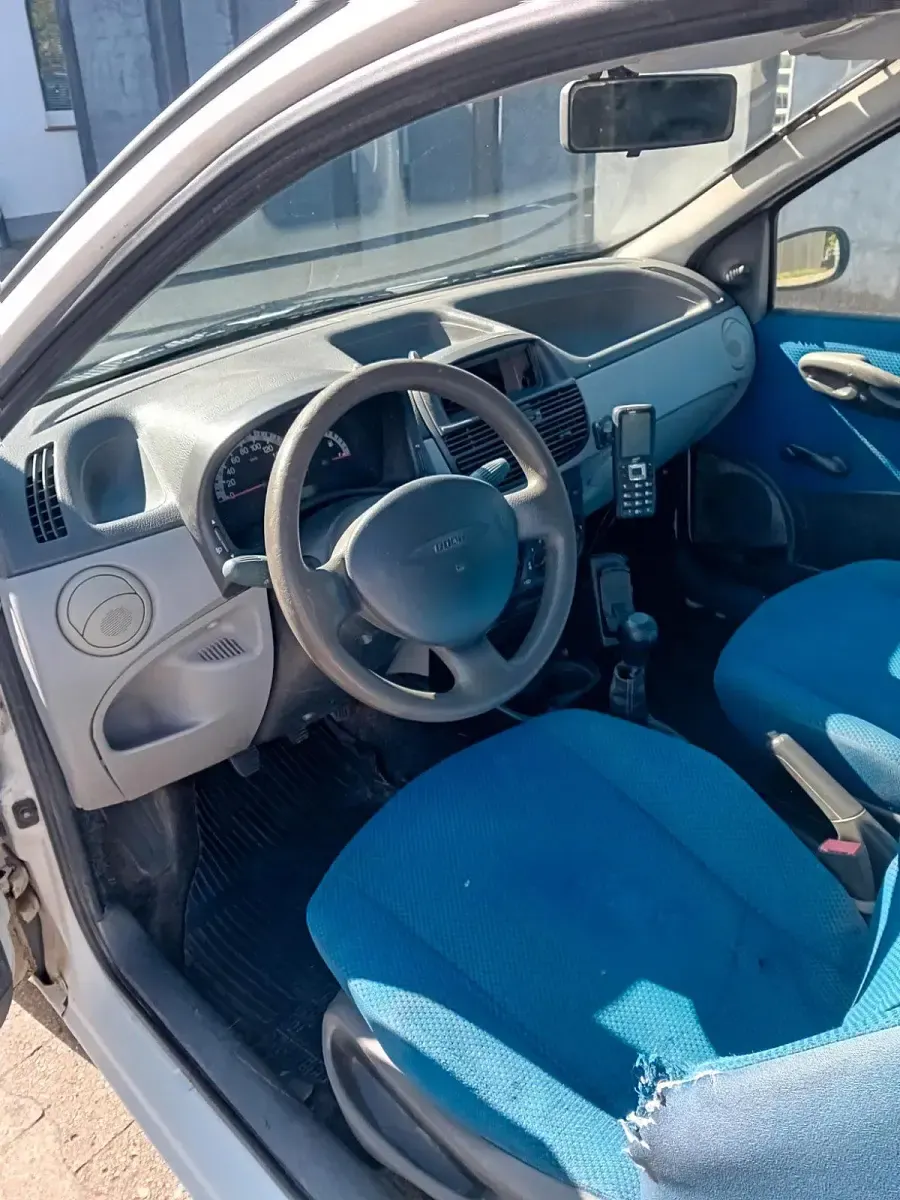 Gebraucht Fiat Punto 68 PS (50 kW) 2001 Weiß Kleinwagen