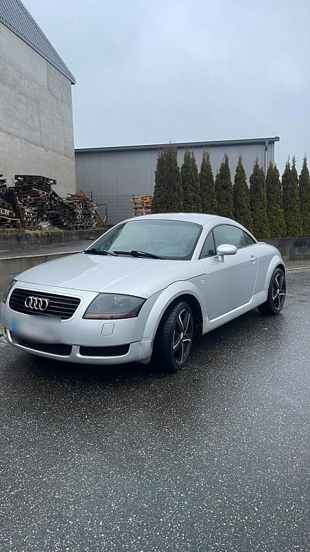 Gebraucht Audi TT 180 PS (132 kW) 2000 Silber Coupé