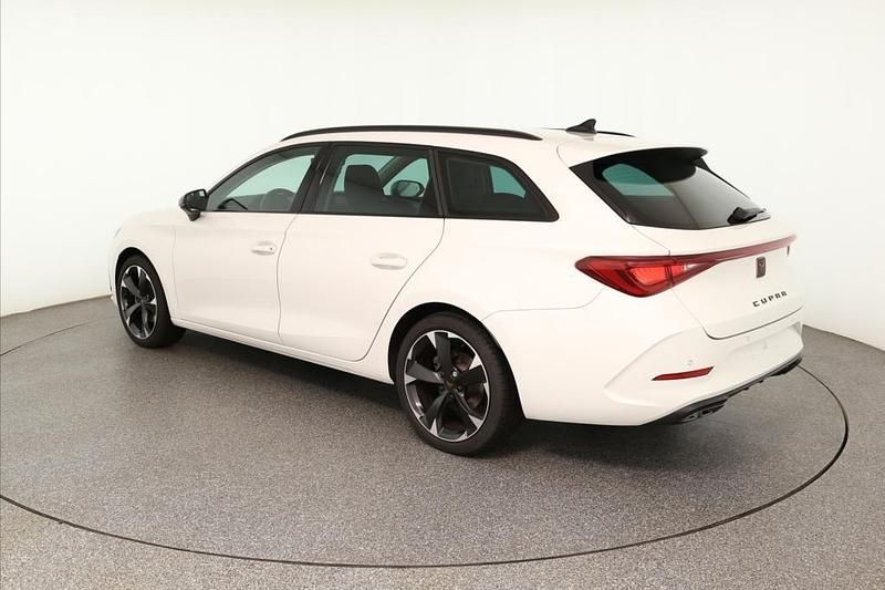 Second-hand Cupra Leon 150 CP (110 kW) 2024 Alb Break