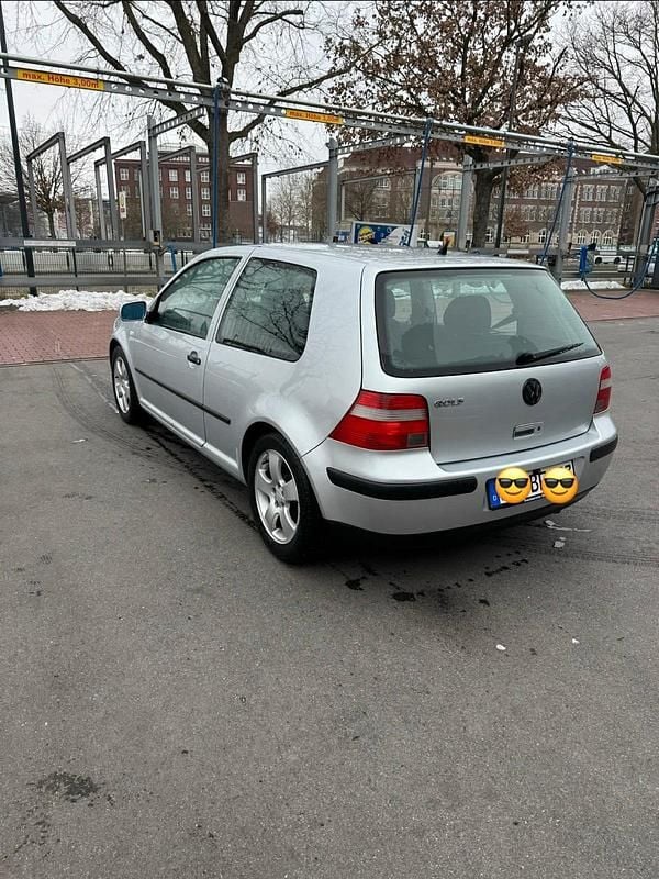 Gebraucht VW Golf IV Comfortline 75 PS (55 kW) 2002 Grau Limousine