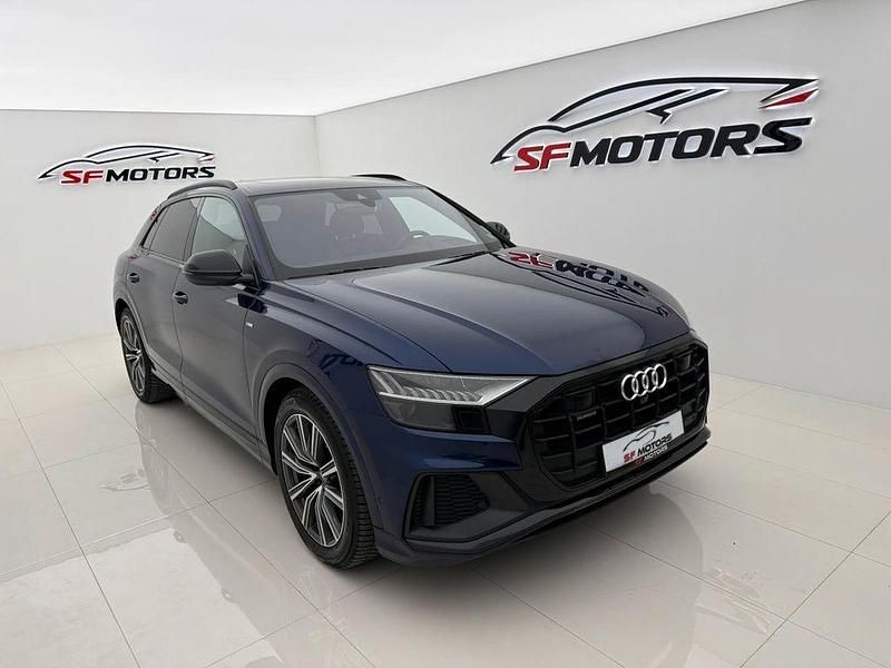 Blau Gebraucht 2019 Audi Q8 S-Line SUV | 49.200 € (Etwas zu teuer) - Bild 1/4