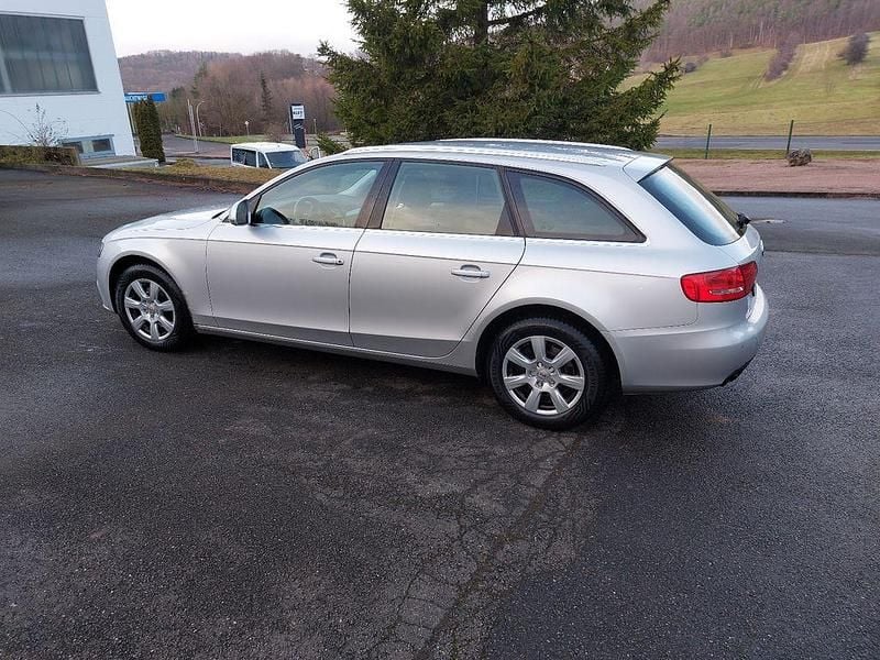 Gebraucht Audi A4 Ambiente 160 PS (117 kW) 2008 Silber Kombi