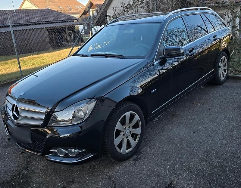 Gebraucht Mercedes C200 136 PS (100 kW) 2012 Schwarz Kombi