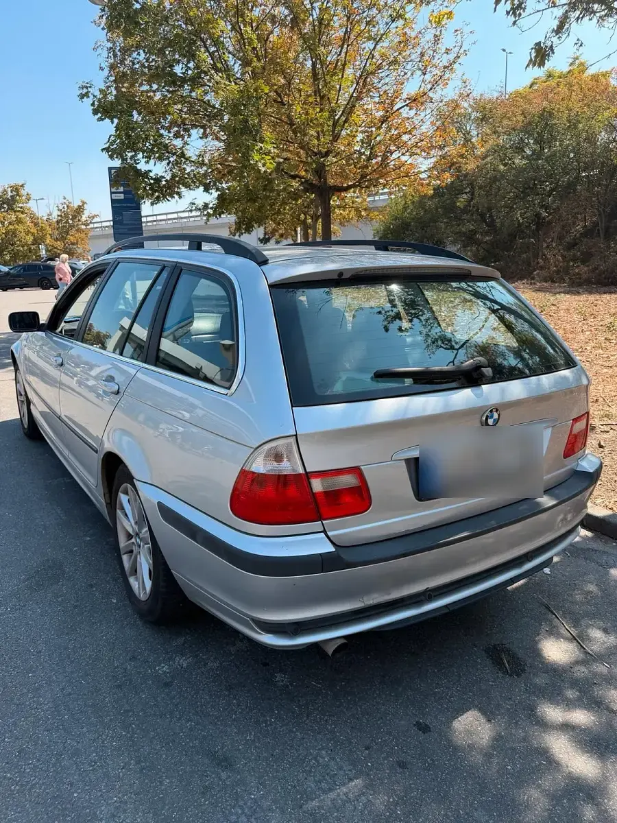 Gebraucht BMW 318 143 PS (105 kW) 2004 Grau Kombi