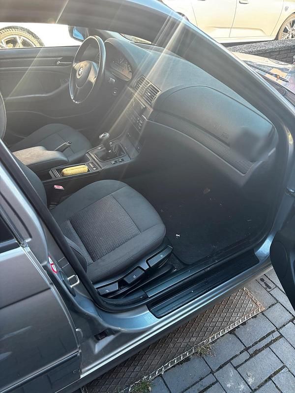 Usado BMW 316 116 HP (85 kW) 2004 Azul Sedan