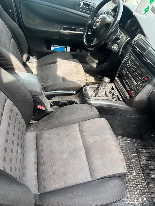 Gebraucht VW Passat 115 PS (84 kW) 2001 Kombi