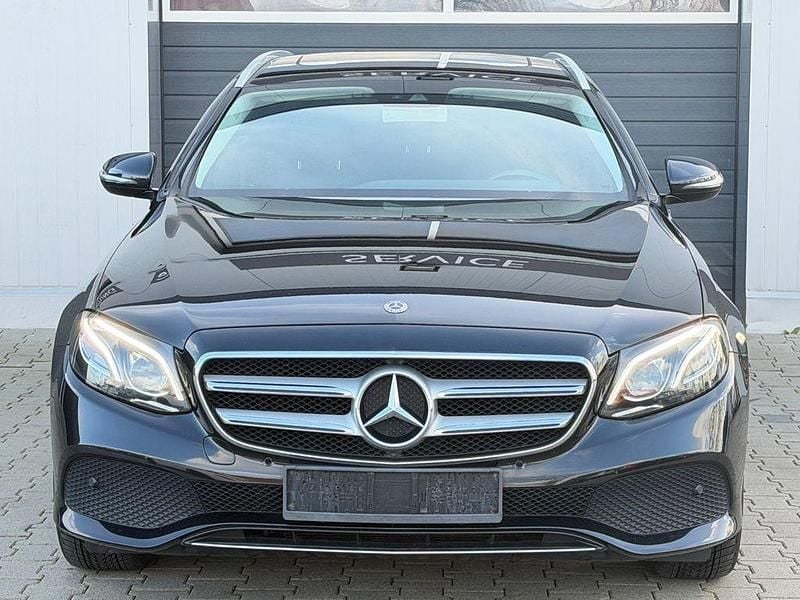 Gebraucht Mercedes E200 Avantgarde 150 PS (110 kW) 2018 Schwarz Kombi