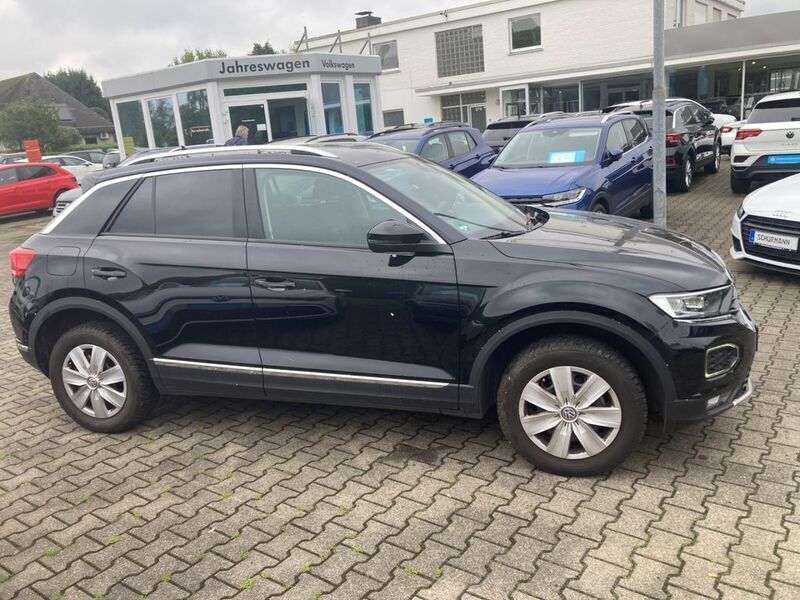 Gebraucht VW T-Roc Style 150 PS (110 kW) 2020 Deep black perleffekt (metallic) SUV