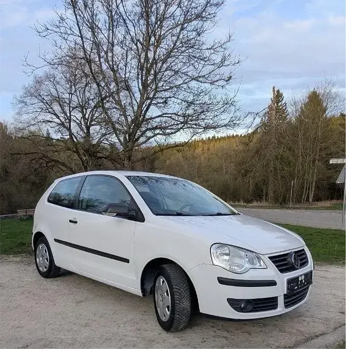 Gebraucht VW Polo 60 PS (44 kW) 2007 Weiß Kleinwagen