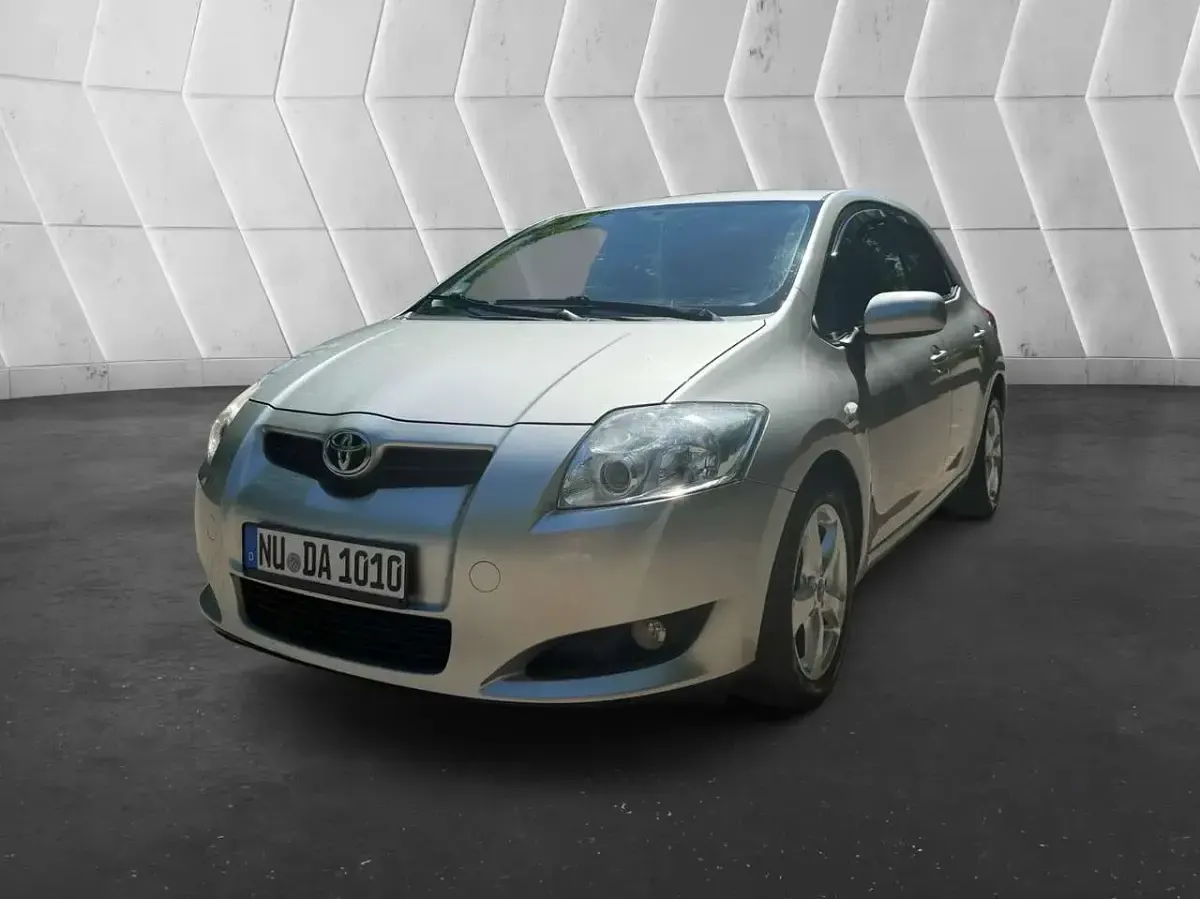 Gebraucht Toyota Auris 97 PS (71 kW) 2009 Kleinwagen