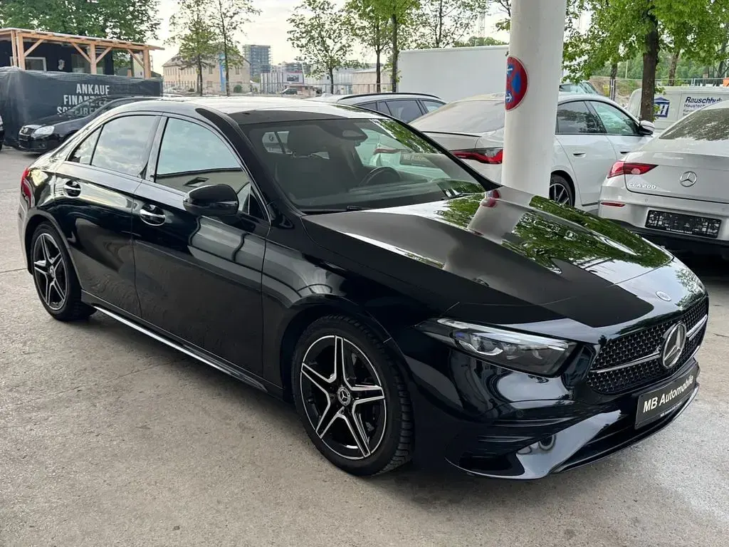 Gebraucht Mercedes A220 AMG 190 PS (139 kW) 2023 Nachtschwarz  unilack Limousine