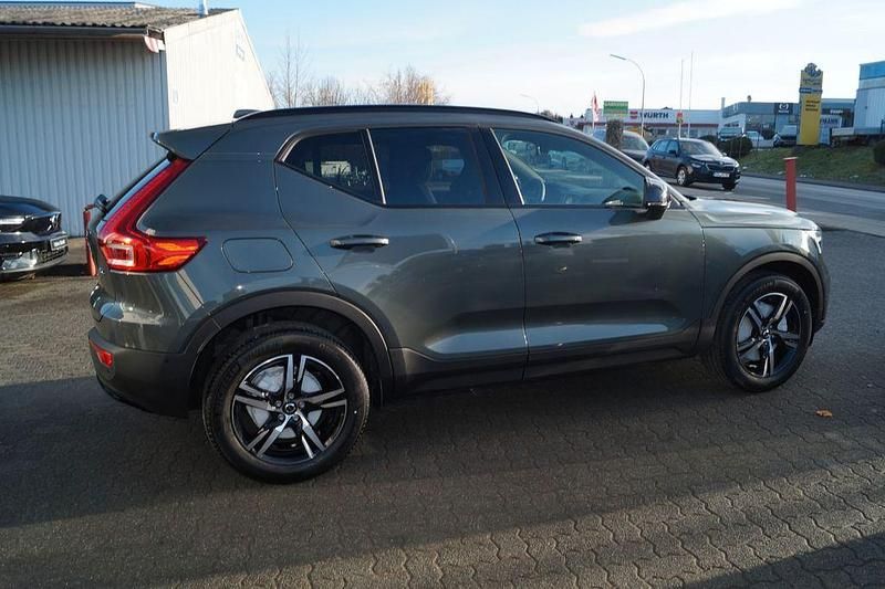 Gebraucht Volvo XC40 Plus 197 PS (144 kW) 2026 Forest lake SUV