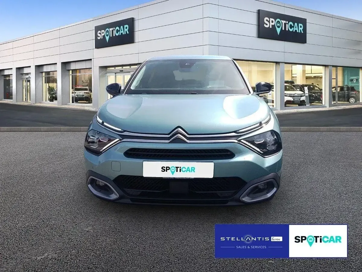 Używany Citroën C4 Shine 131 KM (96 kW) 2023 Niebieski SUV