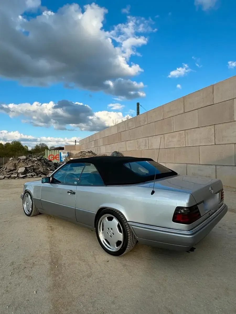 Gebraucht Mercedes E320 AMG 1995 Silber Cabrio