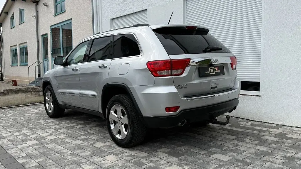 Gebraucht Jeep Grand Cherokee 241 PS (177 kW) 2013 Grau SUV