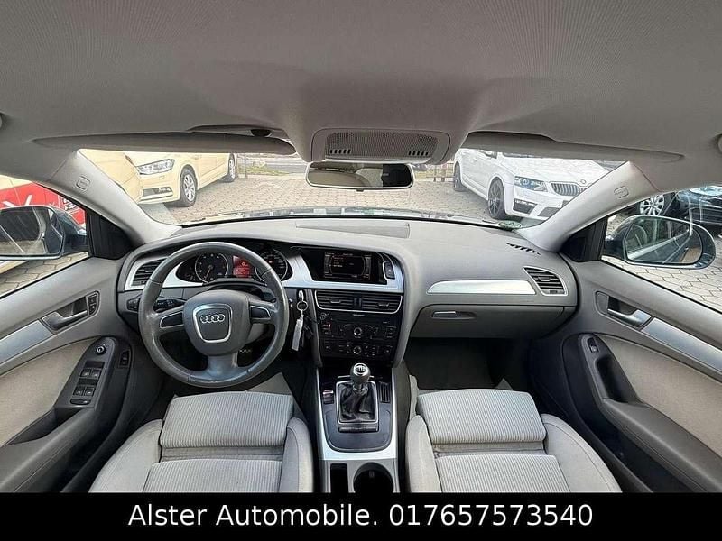 Gebraucht Audi A4 Ambition 120 PS (88 kW) 2009 Grau Limousine