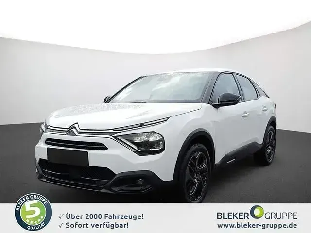 Gebraucht Citroën C4 Feel 131 PS (96 kW) 2023 Weiß Limousine