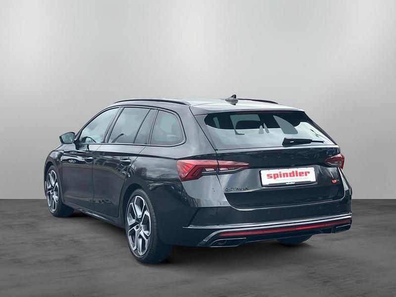 Gebraucht Skoda Octavia RS 245 PS (180 kW) 2022 Schwarzmagic perleffekt Kombi