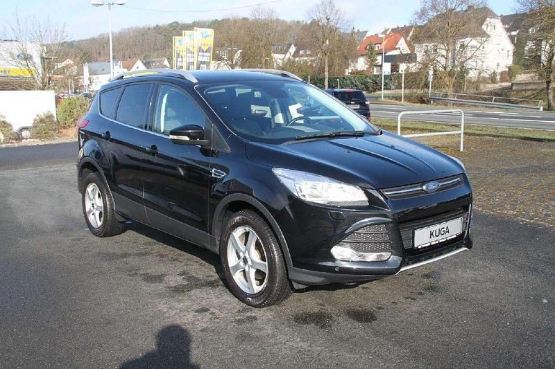 Gebraucht Ford Kuga Trend 150 PS (110 kW) 2015 Iridiumschwarz metallic SUV