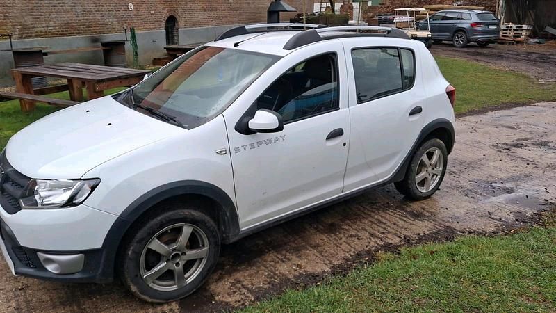 Gebraucht Dacia Sandero 2011 Weiß Kleinwagen