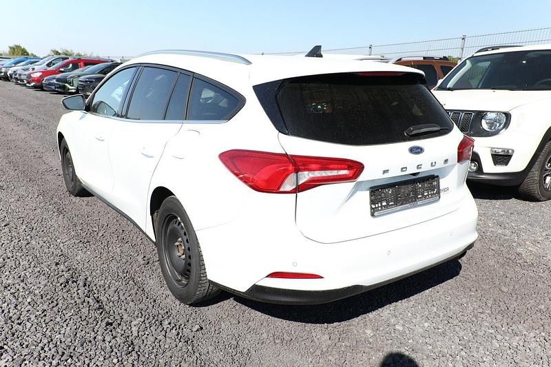 Używany Ford Focus 125 KM (91 kW) 2022 Biały Kombi