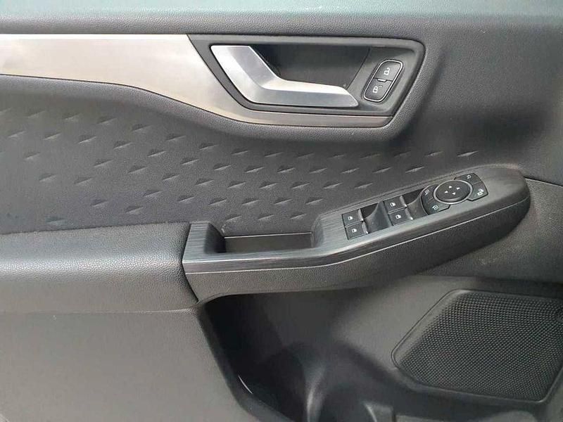 Gebraucht Ford Kuga Titanium 190 PS (139 kW) 2020 Blazer blau SUV