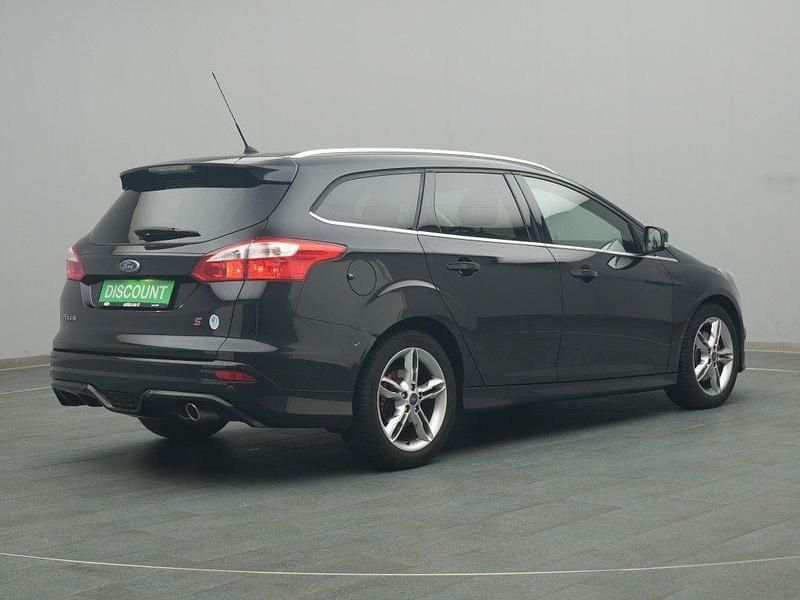 Gebraucht Ford Focus 150 PS (110 kW) 2013 Schwarz Kombi