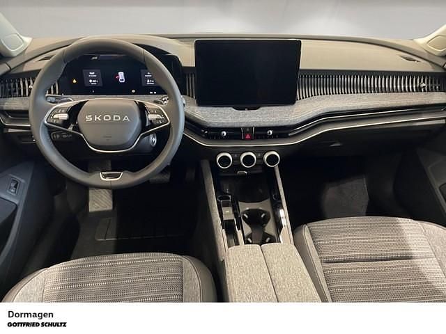 Neu Skoda Superb Selection 150 PS (110 kW) 2026 Blau Kombi