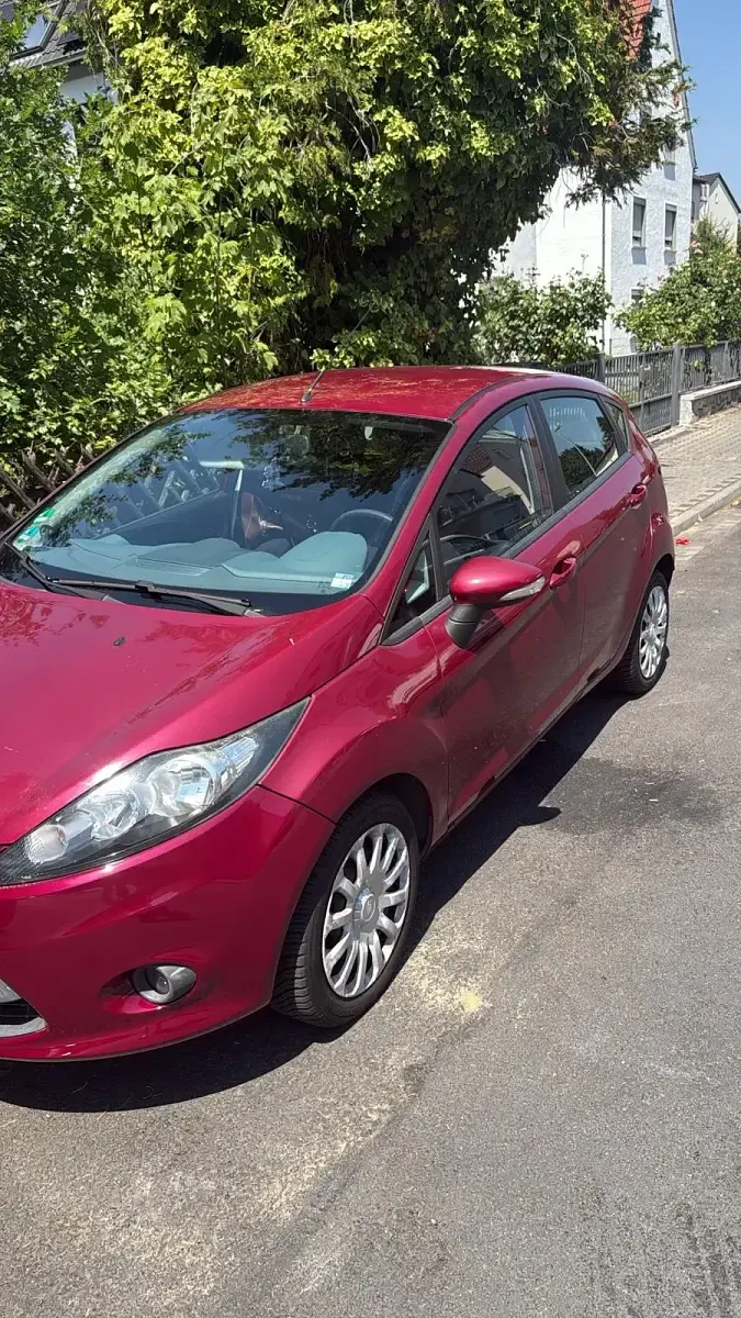 Gebraucht Ford Fiesta 60 PS (44 kW) 2009 Violet Kleinwagen