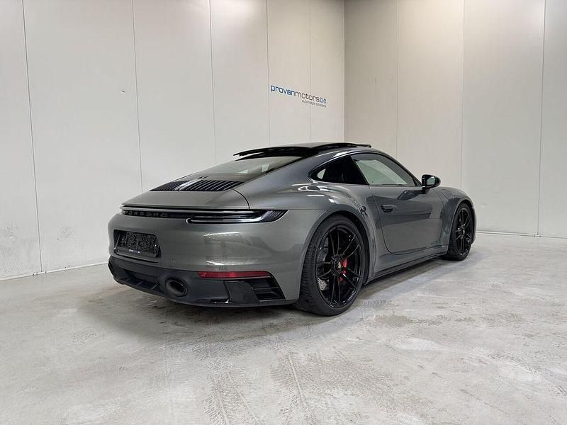 Gebraucht Porsche 992 480 PS (353 kW) 2023 Grün