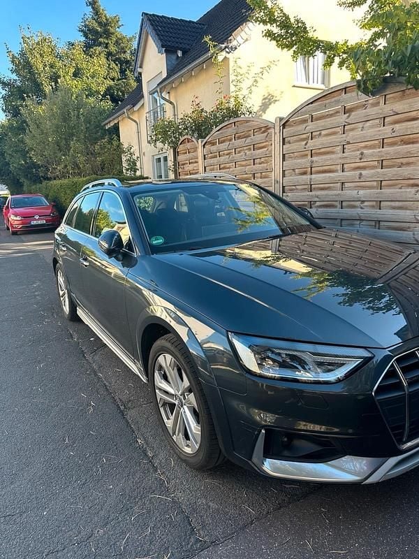 Silber Gebraucht 2020 Audi A4 Allroad Kombi | 23.750 € (Guter Preis) - Bild 1/4