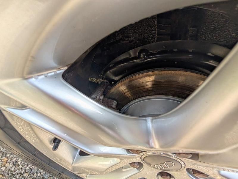 Gebraucht Audi Q3 Design 177 PS (130 kW) 2013 Grau SUV