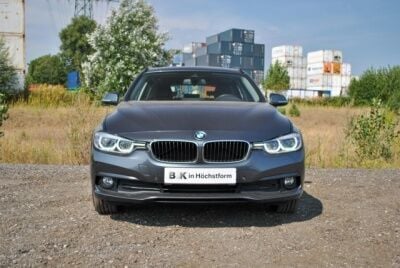 Gebraucht BMW 320 Advantage 190 PS (139 kW) 2017 Grau metallic Kombi