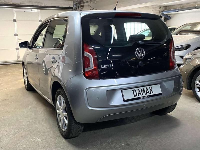 Gebraucht VW up! CLUB 60 PS (44 kW) 2016 Dark silver metallic Kleinwagen
