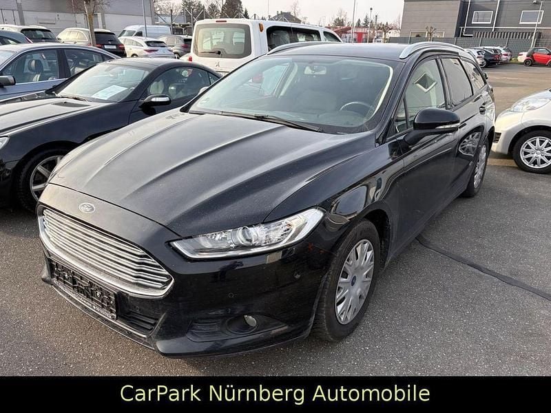 Gebraucht Ford Mondeo 160 PS (117 kW) 2017 Schwarz Limousine