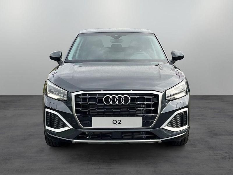 Neu Audi Q2 Advanced Plus 150 PS (110 kW) 2026 Manhattangrau metallic SUV