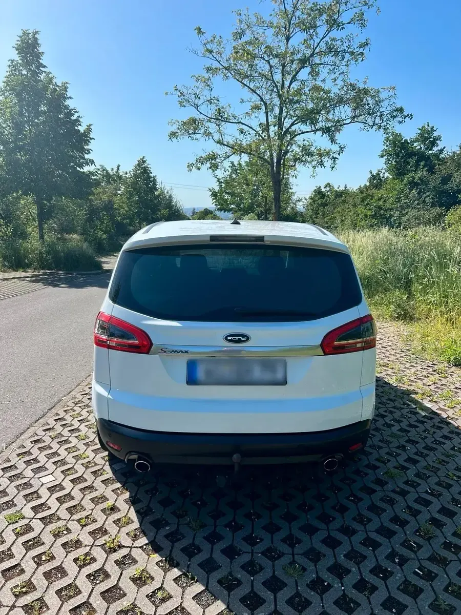 Gebraucht Ford S-MAX Titanium 200 PS (147 kW) 2011 Weiß Van / Kleinbus