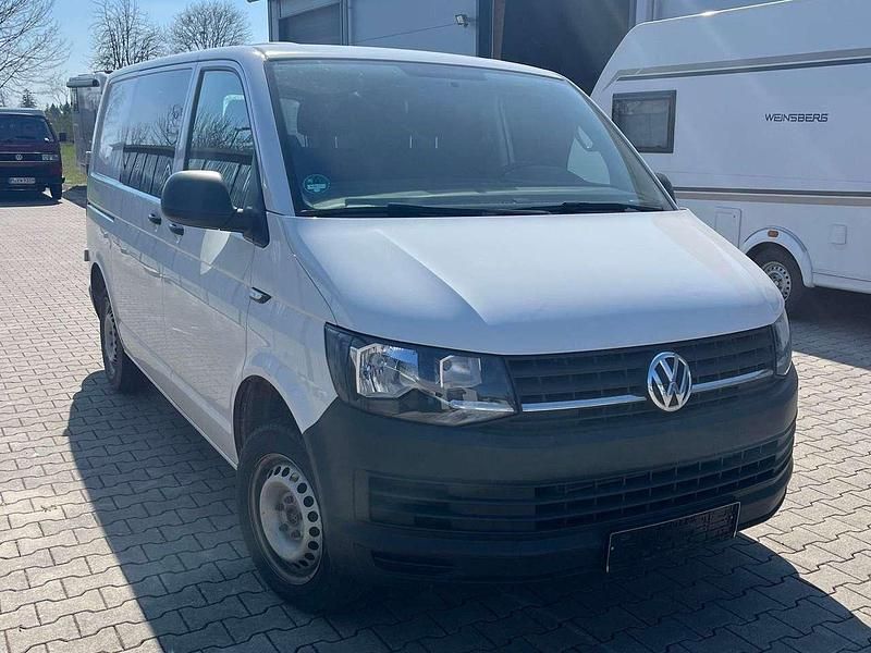 Gebraucht VW Transporter 150 PS (110 kW) 2018 Weiß Van