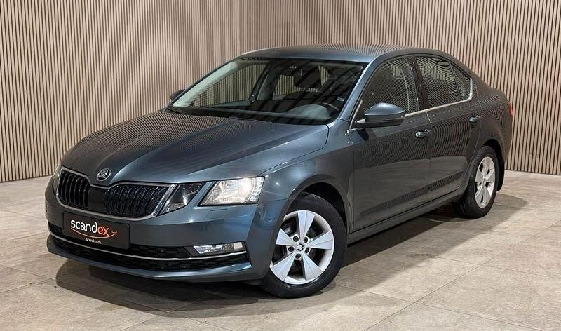 Gebraucht Skoda Octavia 116 PS (85 kW) 2017 Grau Limousine