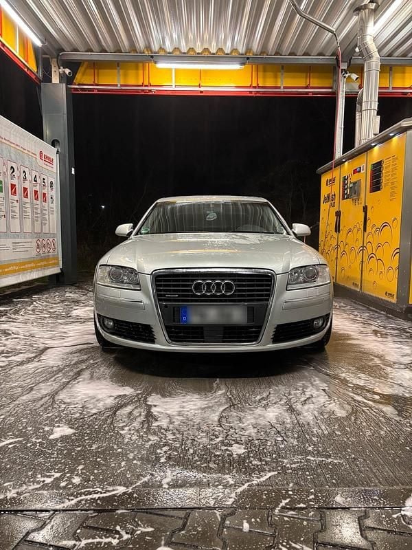 Gebraucht Audi A8 Comfort 326 PS (239 kW) 2006 Silber Limousine
