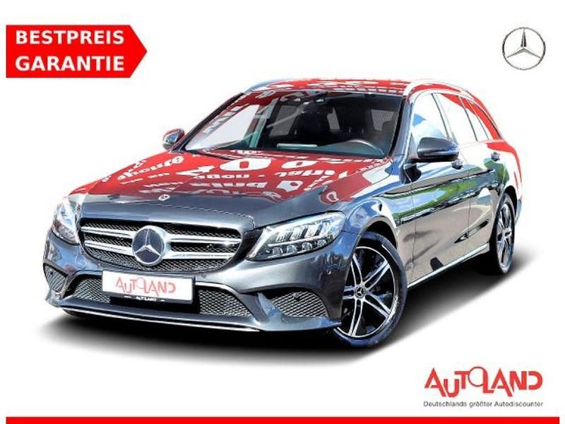Grau (metallic) Gebraucht 2020 Mercedes C200 Avantgarde Kombi | 22.990 € (Etwas zu teuer) - Bild 1/4