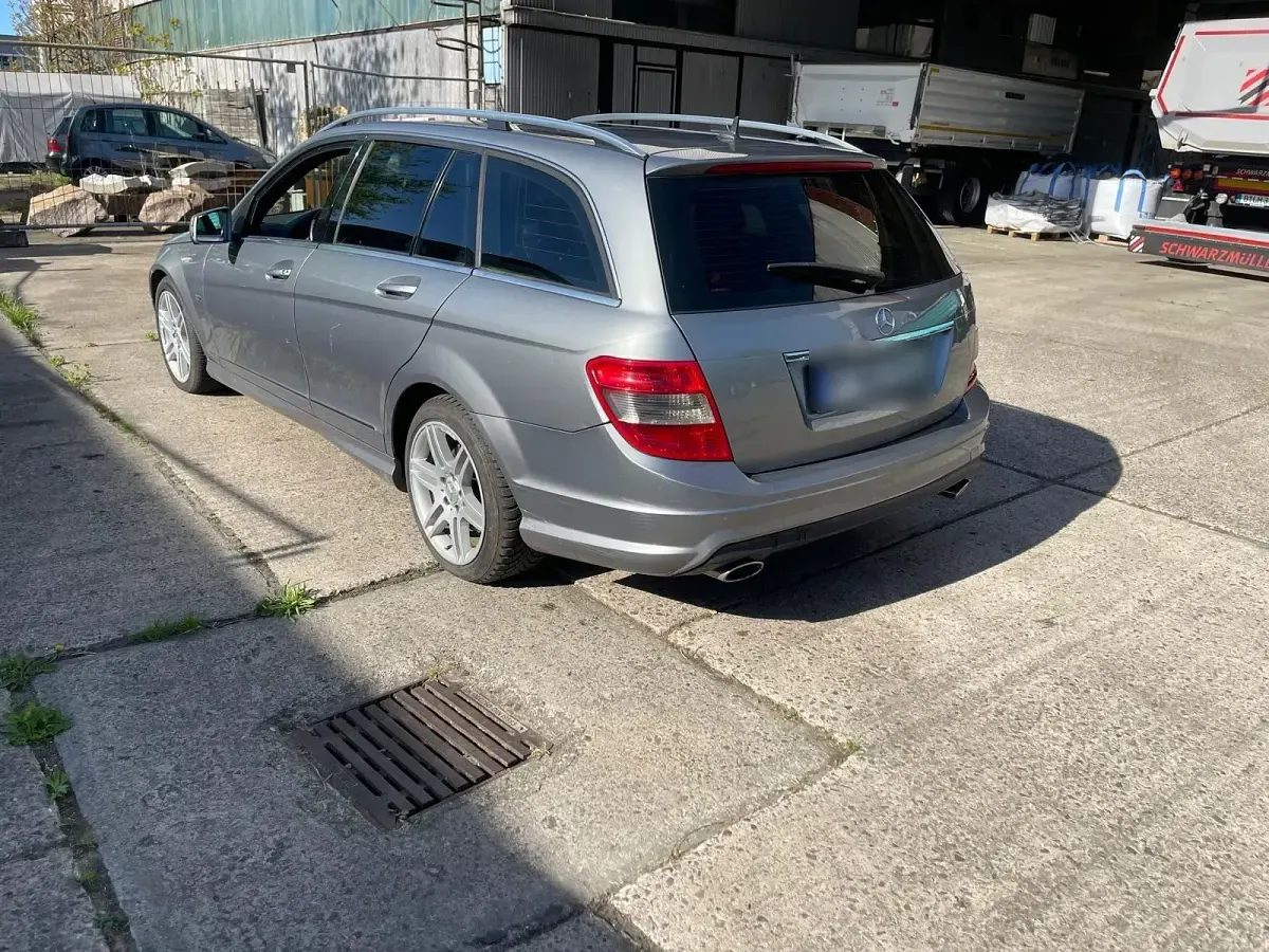 Gebraucht Mercedes C350 AMG line 224 PS (164 kW) 2009 Silber Kombi