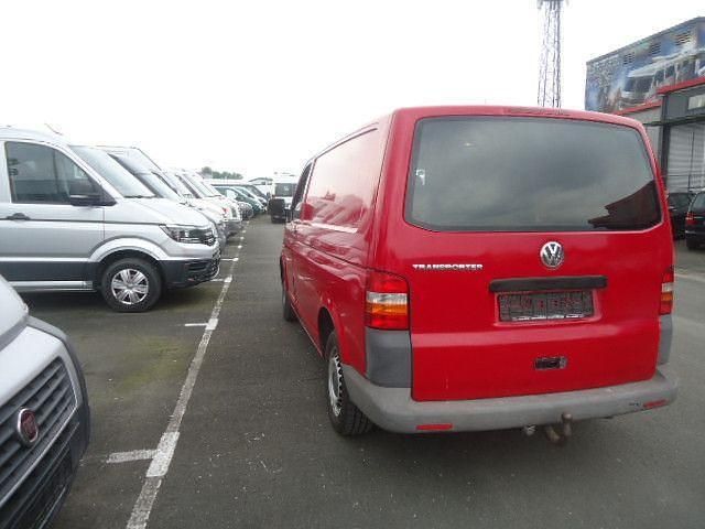 Second-hand VW Transporter 84 CP (61 kW) 2008 Roșu Van