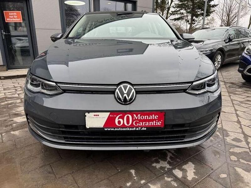 Gebraucht VW Golf VIII Style 150 PS (110 kW) 2020 Blau Kombi
