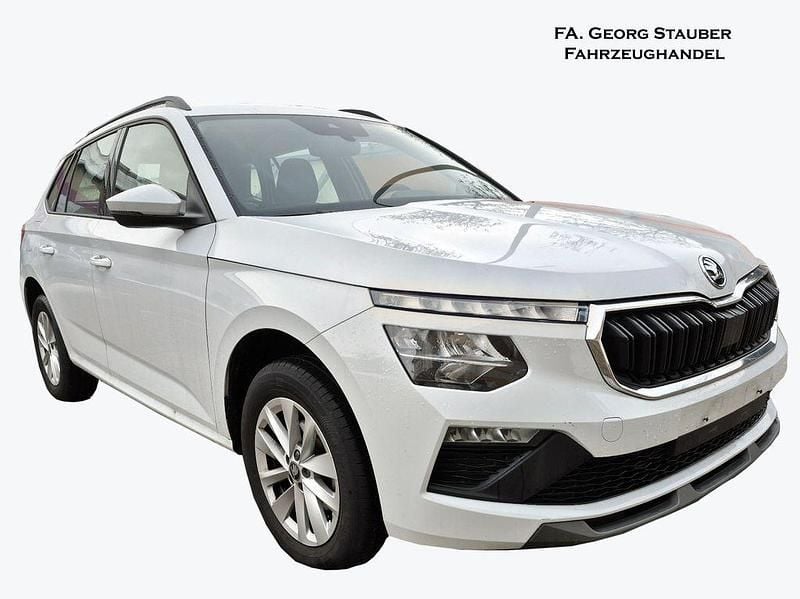 Weiß Gebraucht 2025 Skoda Kamiq Selection SUV | 17.999 € (Superpreis) - Bild 1/4