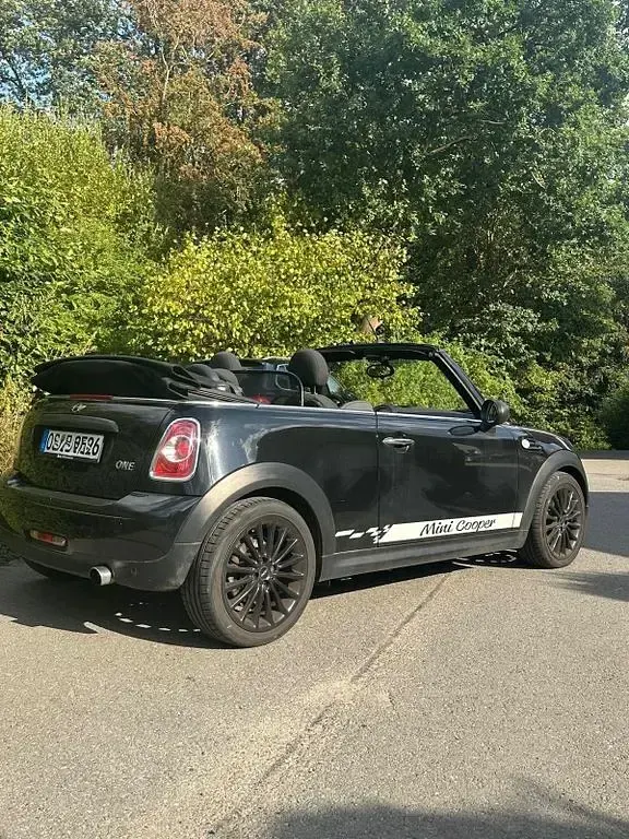 Gebraucht Mini One Cabriolet 98 PS (72 kW) 2012 Schwarz Cabrio