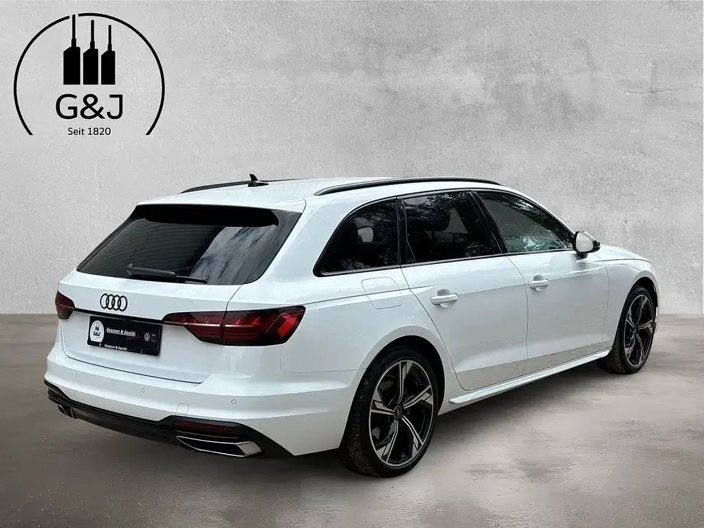 Gebraucht Audi A4 Advanced 136 PS (100 kW) 2023 Weiß Kombi