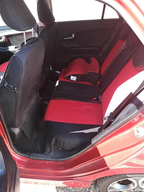 Gebraucht Kia Ceed 85 PS (62 kW) 2016 Rot Kleinwagen