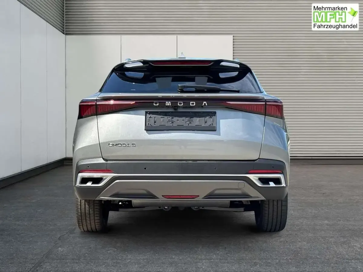 Neu Omoda 5 147 PS (108 kW) 2026 Silber SUV